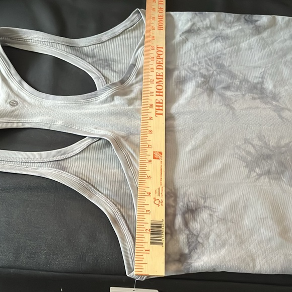 Swiftly Tech Racerback 2.0 Size 12 - Picture 8 of 9